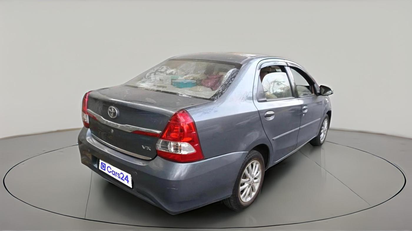 2016 Toyota Etios VX, CNG, Manual, 1,17,363 km, exterior