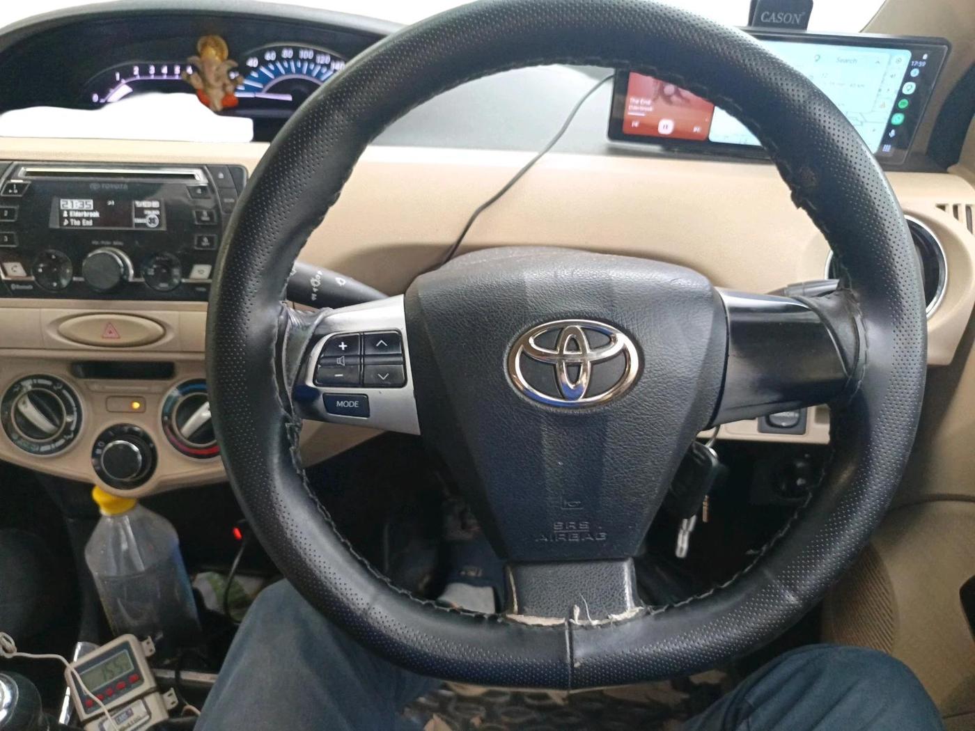 2016 Toyota Etios VX, CNG, Manual, 1,17,363 km, interior