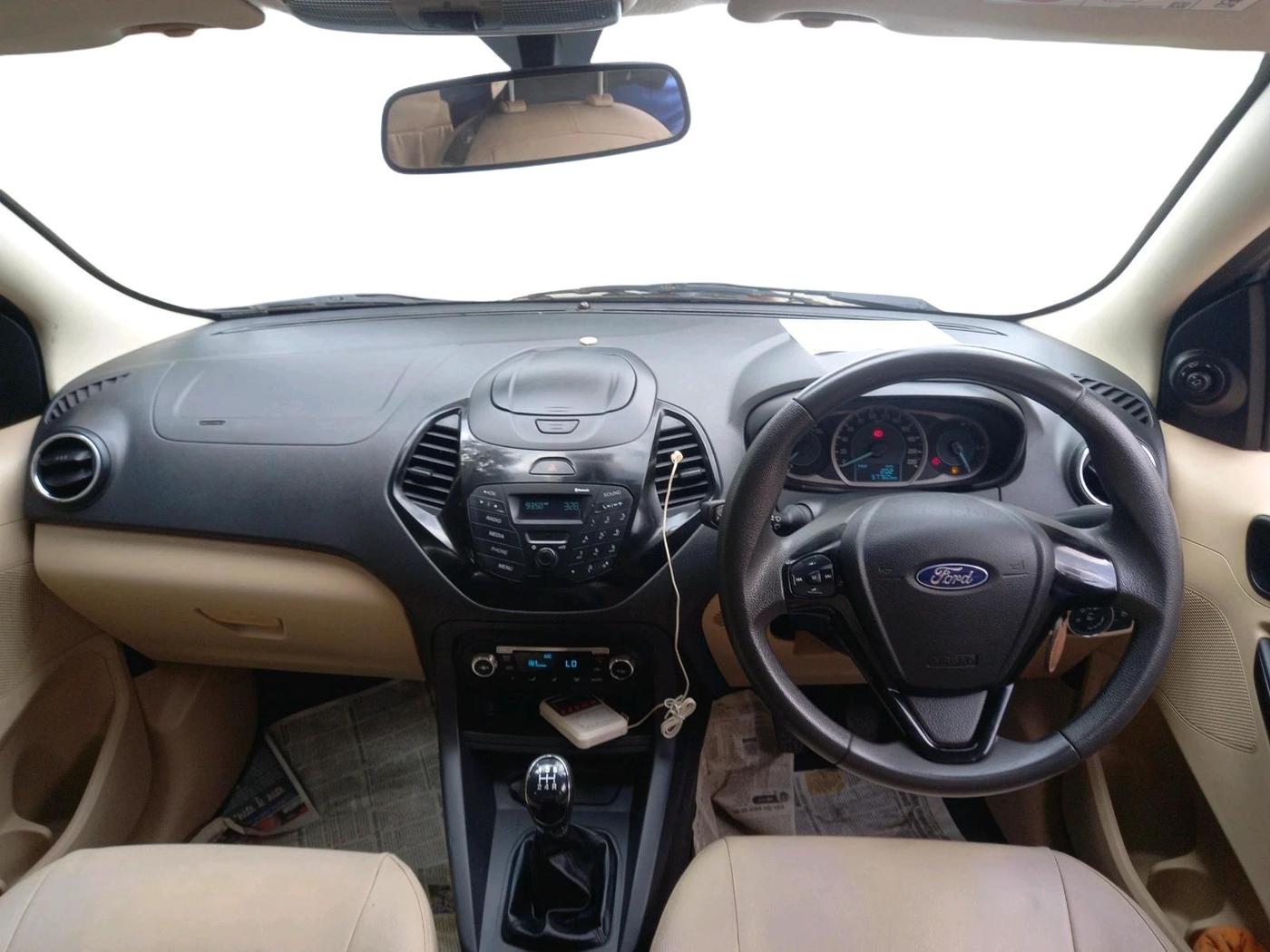 2018 Ford Figo Aspire TITANIUM 1.2 PETROL, Petrol, Manual, 57,760 km, interior