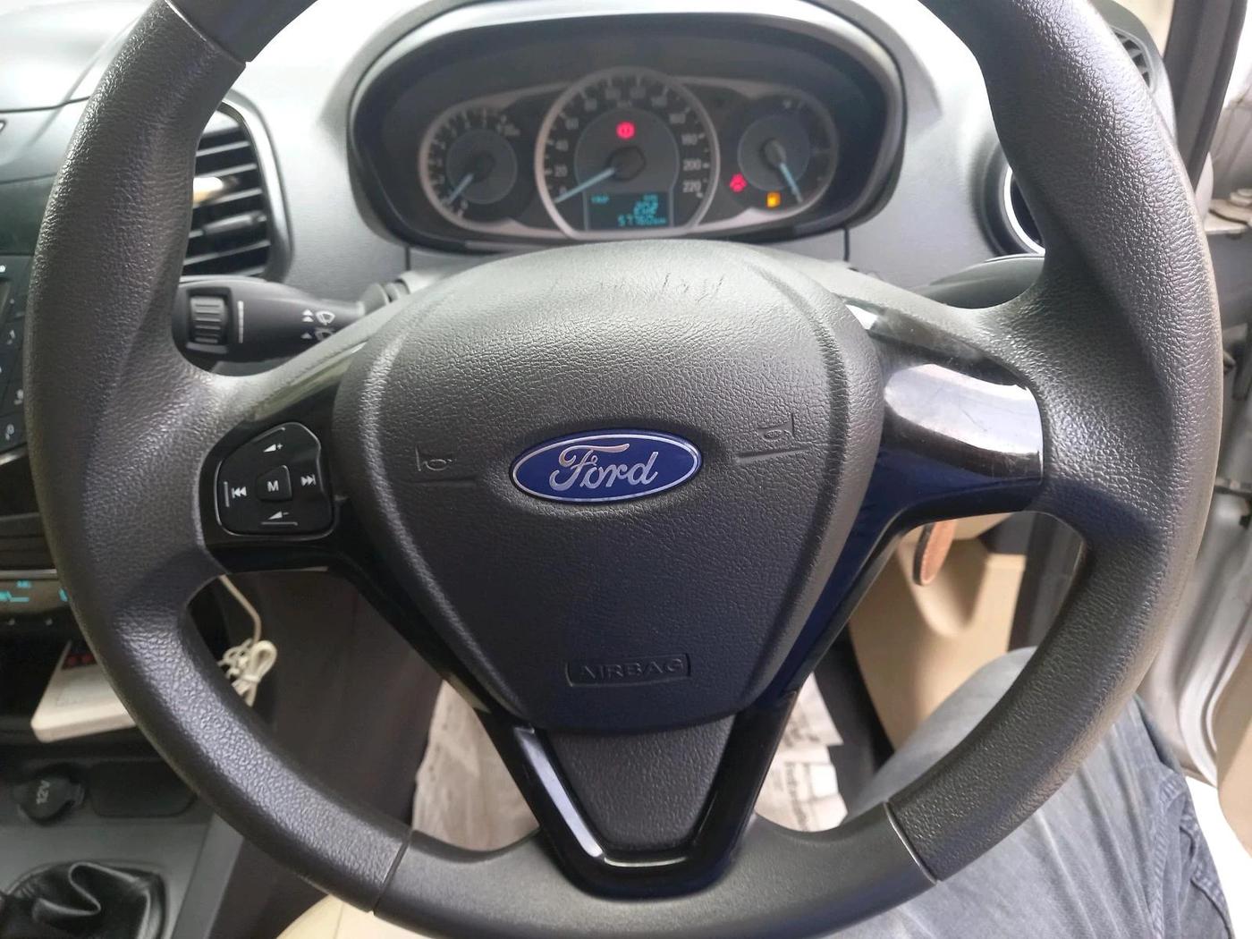 2018 Ford Figo Aspire TITANIUM 1.2 PETROL, Petrol, Manual, 57,760 km, interior