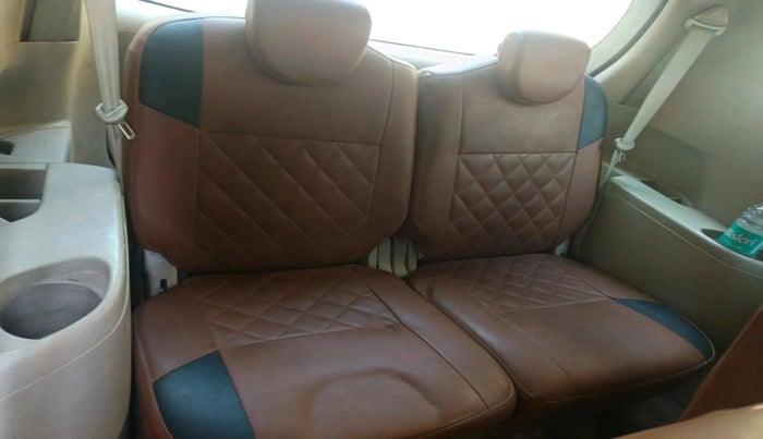 2015 Maruti Ertiga VDI SHVS, Diesel, Manual, 1,06,246 km, interior