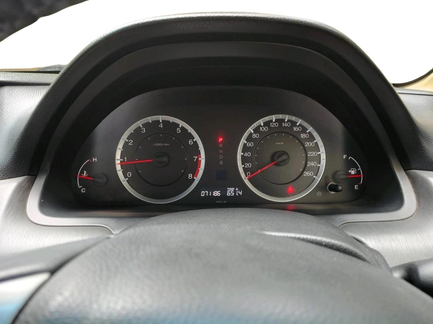2011 Honda Accord 2.4L I-VTEC AT, Petrol, Automatic, 71,186 km, interior