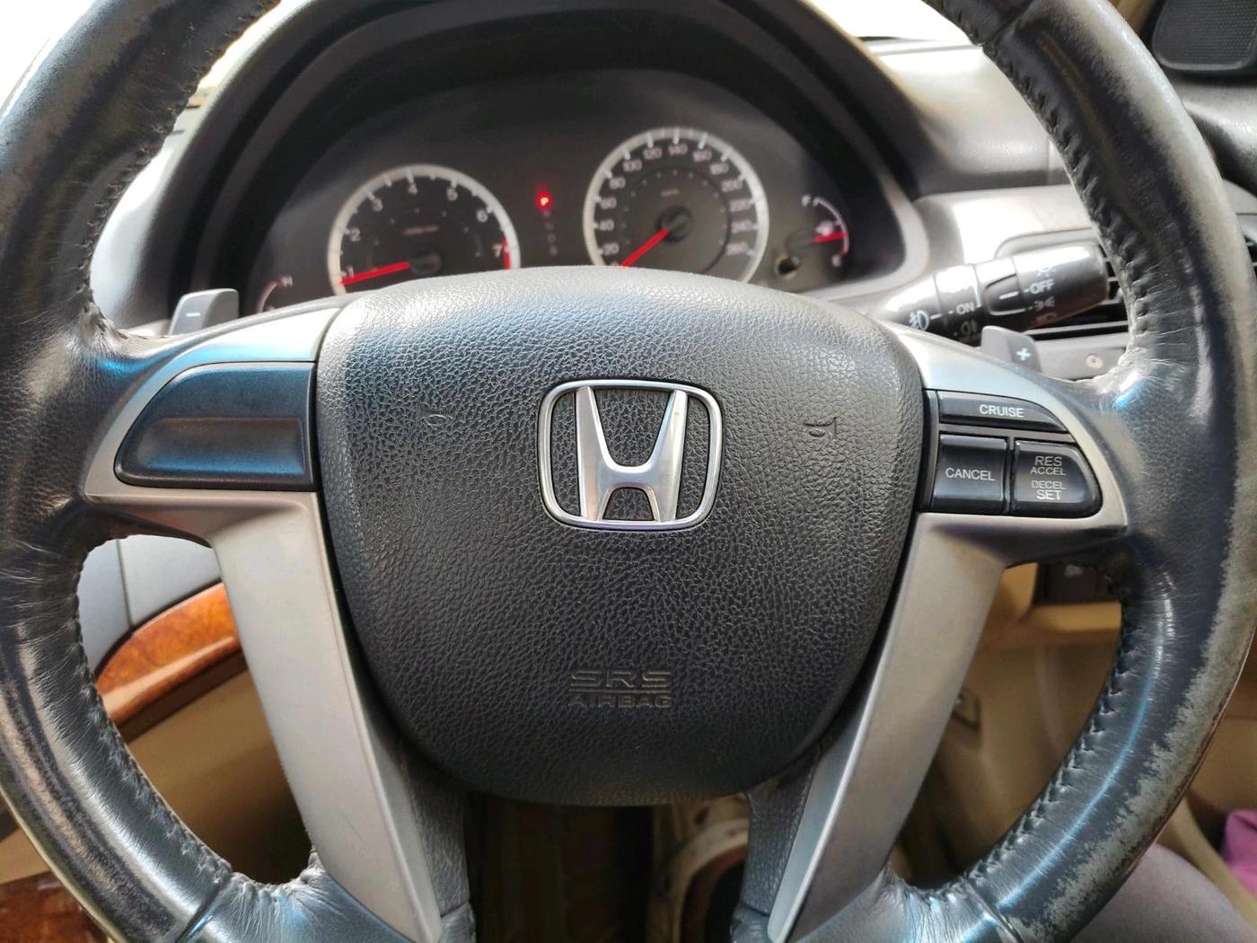 2011 Honda Accord 2.4L I-VTEC AT, Petrol, Automatic, 71,186 km, interior