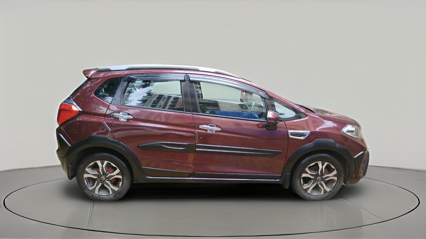 2018 Honda WR-V 1.5L I-DTEC VX MT, Diesel, Manual, 84,498 km, exterior