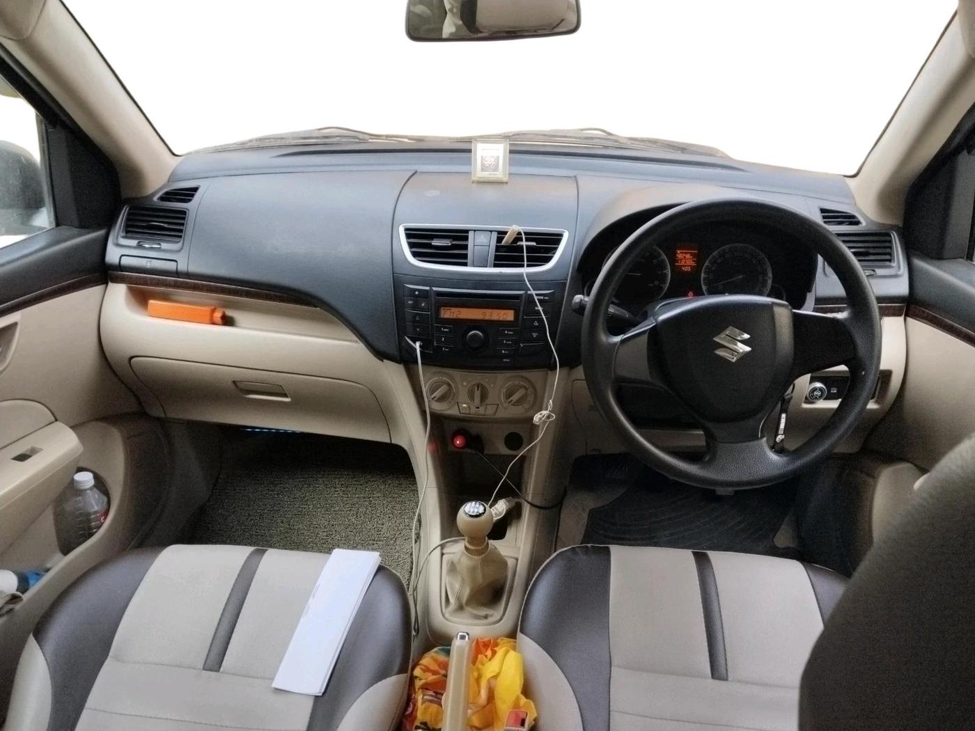 2012 Maruti Swift Dzire VXI, CNG, Manual, 1,10,900 km, interior