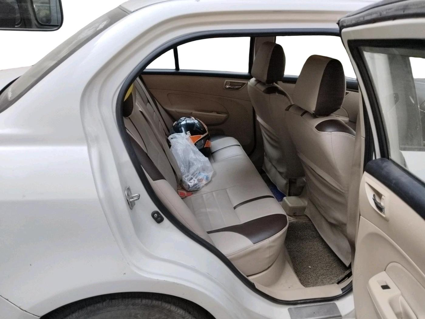 2012 Maruti Swift Dzire VXI, CNG, Manual, 1,10,900 km, interior