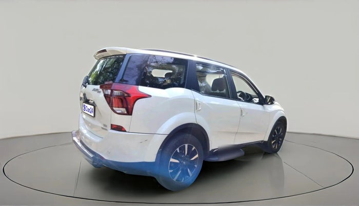 2018 Mahindra XUV500 W11 AT, Diesel, Automatic, 51,405 km, exterior