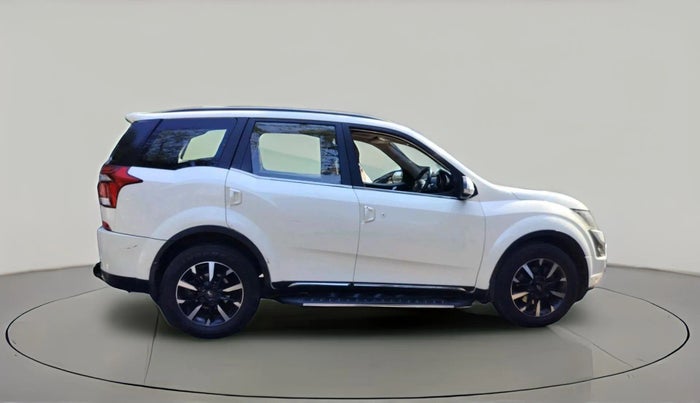 2018 Mahindra XUV500 W11 AT, Diesel, Automatic, 51,405 km, exterior