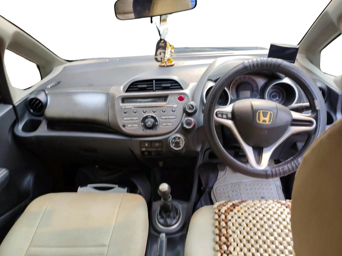 2011 Honda Jazz 1.2L I-VTEC BASE, Petrol, Manual, 47,732 km, interior