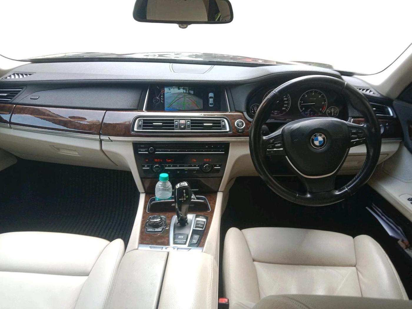 2013 BMW 7 Series 730L D, Diesel, Automatic, 48,509 km, interior