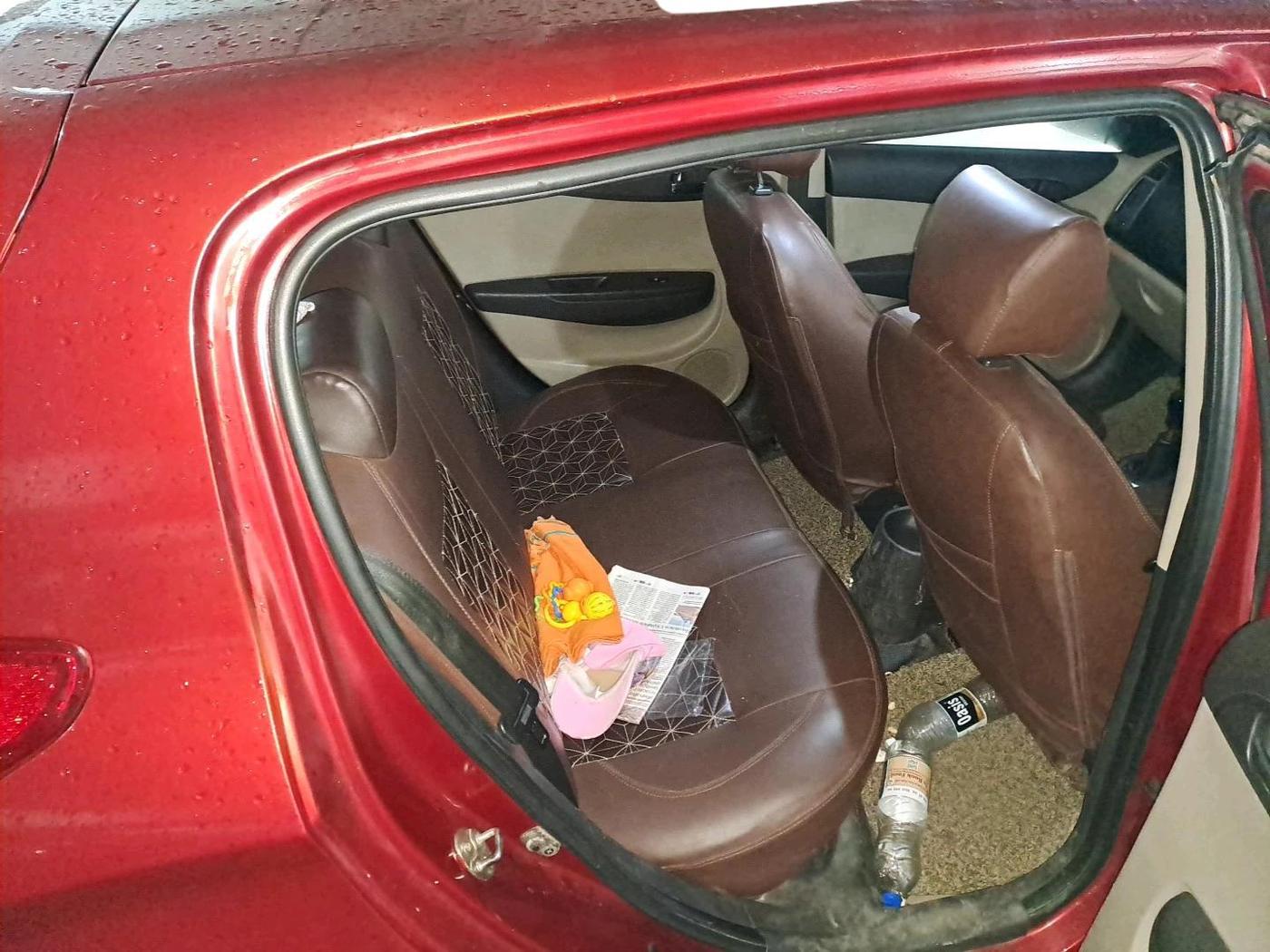 2012 Hyundai i20 MAGNA 1.2, CNG, Manual, 1,34,289 km, interior