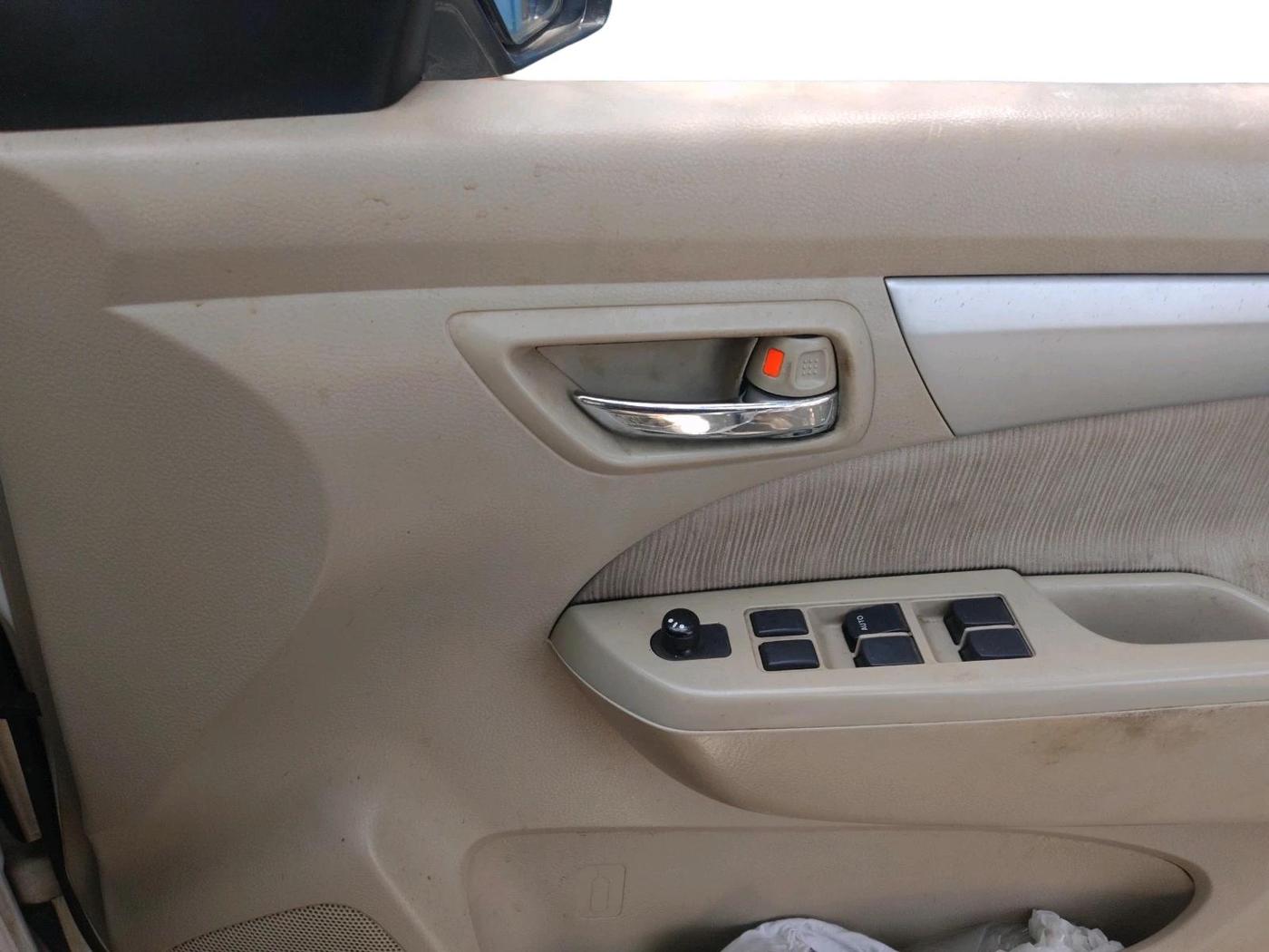 2013 Maruti Ertiga ZXI, Petrol, Manual, 76,800 km, interior
