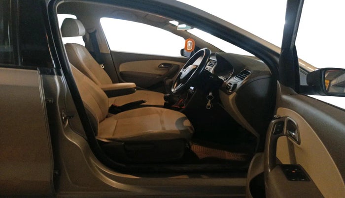2015 Skoda Rapid 1.5 TDI CR ACTIVE, Diesel, Manual, 90,000 km, interior