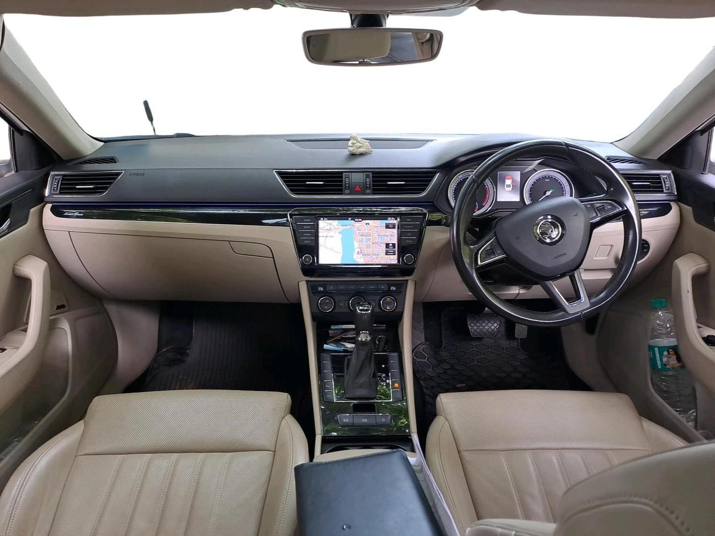 2016 Skoda Superb L&K 1.8 TSI AT, Petrol, Automatic, 54,300 km, interior