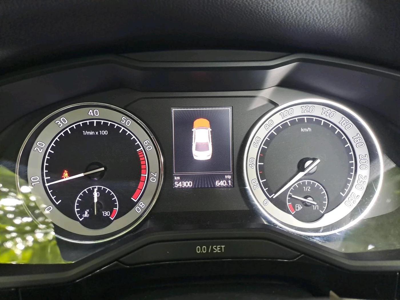 2016 Skoda Superb L&K 1.8 TSI AT, Petrol, Automatic, 54,300 km, interior