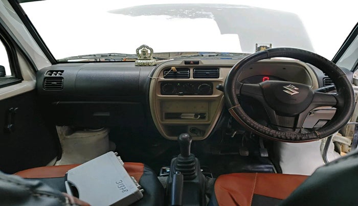 2023 Maruti Eeco 5 STR AC CNG, CNG, Manual, 39,760 km, interior