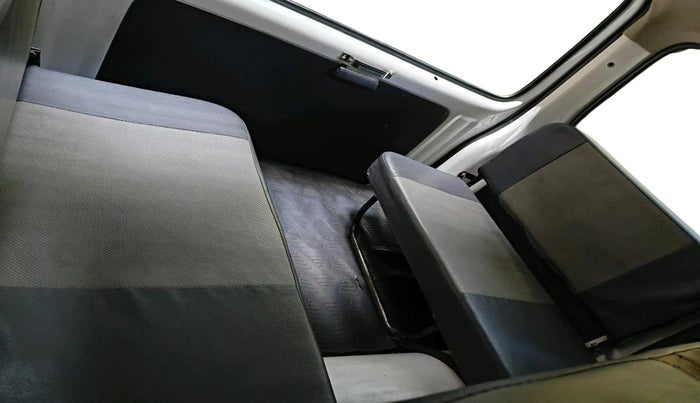 2023 Maruti Eeco 5 STR AC CNG, CNG, Manual, 39,760 km, interior