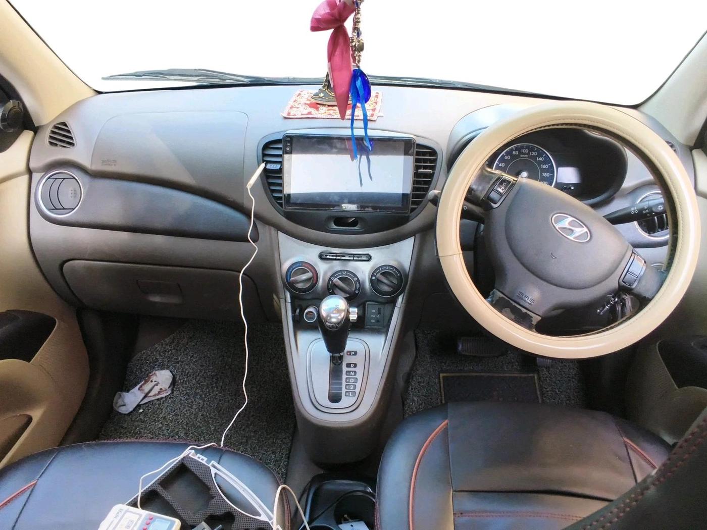 2011 Hyundai i10 ASTA 1.2 AT SUNROOF, Petrol, Automatic, 73,010 km, interior