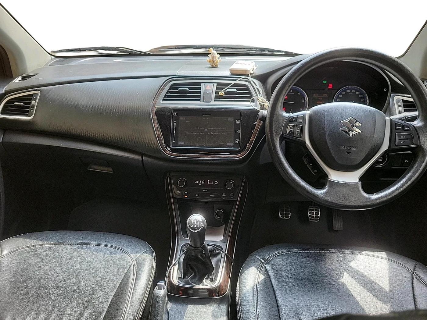2016 Maruti S Cross ZETA 1.3, Diesel, Manual, 1,30,409 km, interior