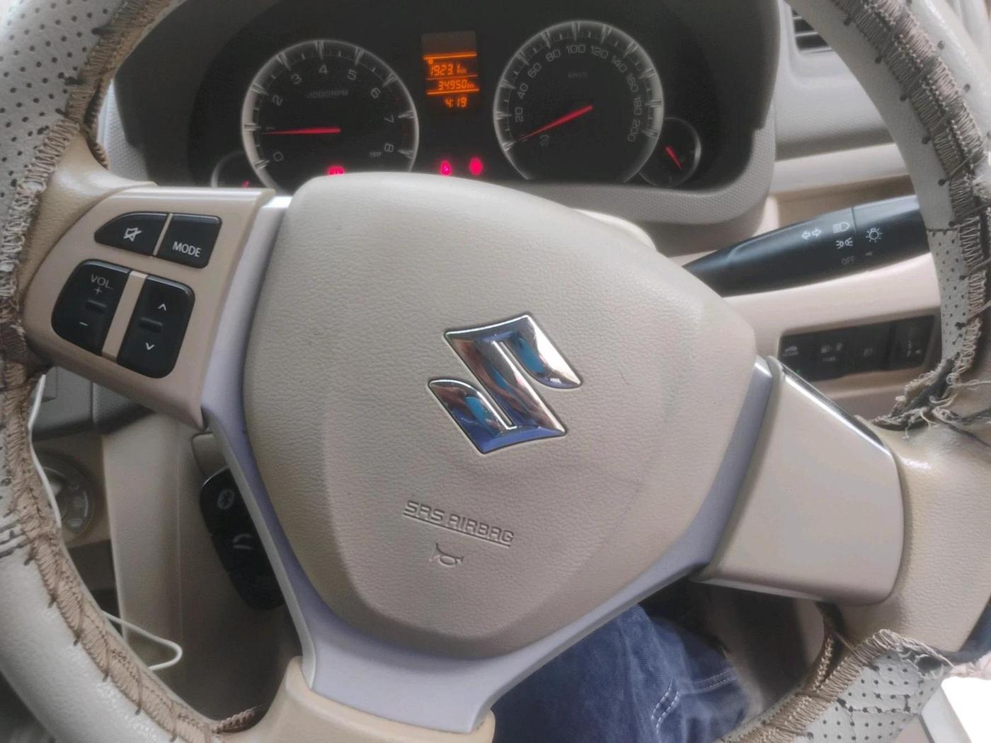 2015 Maruti Ertiga VXI CNG, CNG, Manual, 34,950 km, interior