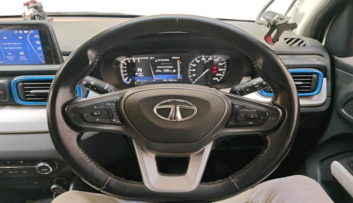 2022 Tata PUNCH CREATIVE IRA AMT 1.2 RTN DUAL TONE, Petrol, Automatic, 52,716 km, interior