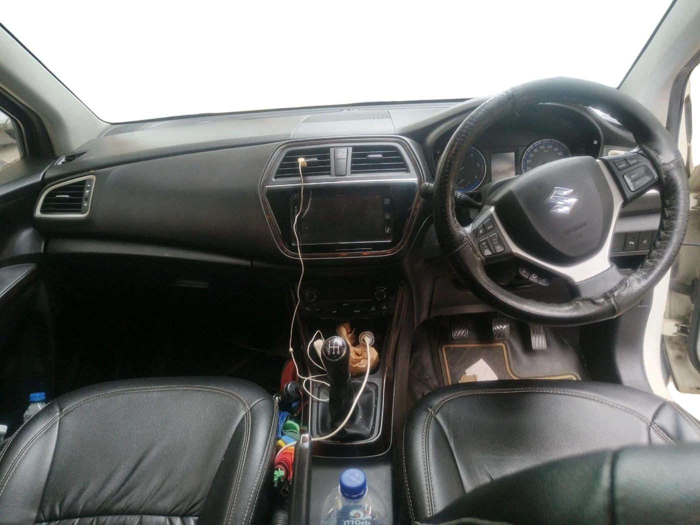 2017 Maruti S Cross ZETA 1.3, Diesel, Manual, 1,33,735 km, interior