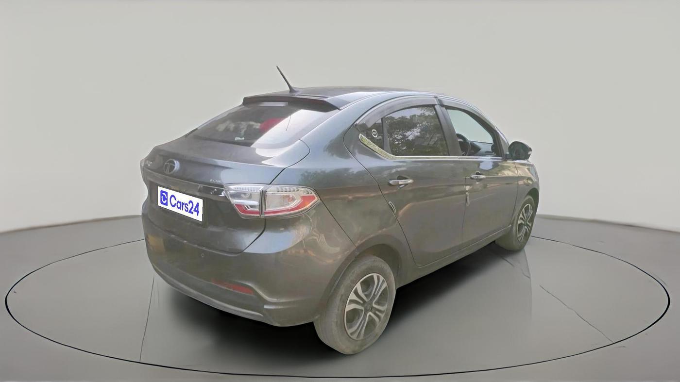 2024 Tata TIGOR  XZA CNG, CNG, Automatic, 44,778 km, exterior