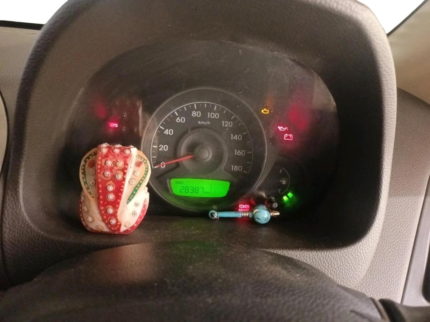 2012 Hyundai Eon ERA, Petrol, Manual, 28,387 km, interior