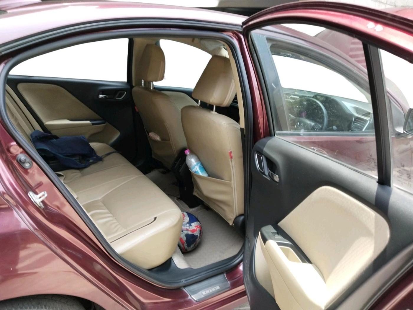 2017 Honda City 1.5L I-VTE V CVT, Petrol, Automatic, 80,800 km, interior