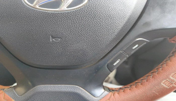 2015 Hyundai Xcent BASE 1.1, Diesel, Manual, 1,99,321 km, interior