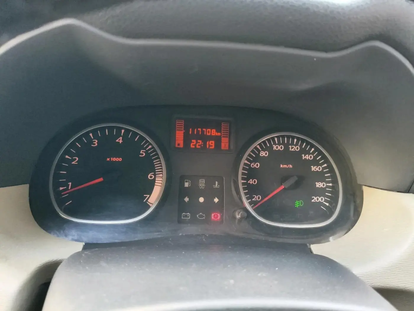 2012 Renault Duster 85 PS RXL DIESEL, Diesel, Manual, 1,17,708 km, interior