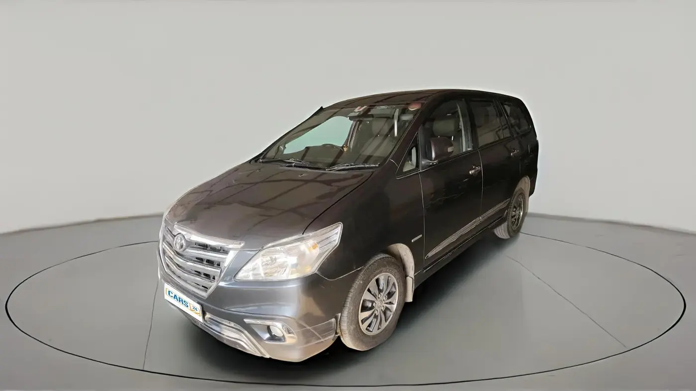 2015 Toyota Innova 2.5 VX 7 STR, Diesel, Manual, 2,07,411 km, exterior