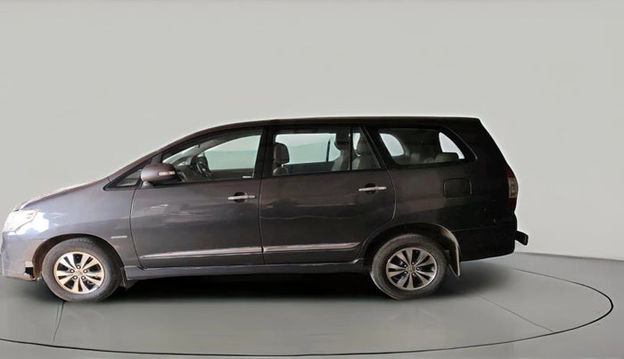 2015 Toyota Innova 2.5 VX 7 STR, Diesel, Manual, 2,07,411 km, exterior