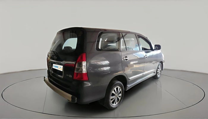 2015 Toyota Innova 2.5 VX 7 STR, Diesel, Manual, 2,07,411 km, exterior