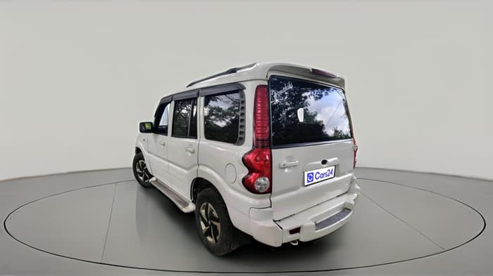 2014 Mahindra Scorpio LX BS-III, Diesel, Manual, 1,23,030 km, exterior