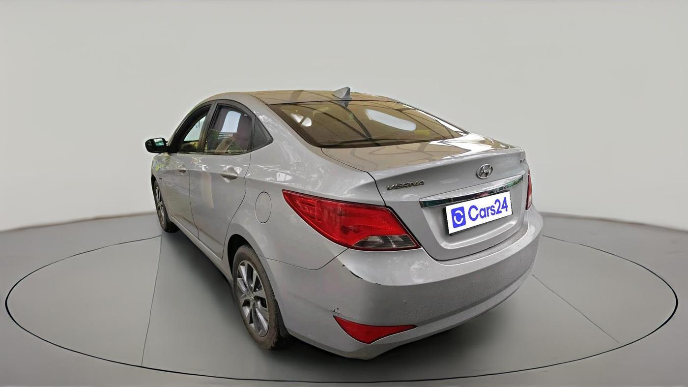 2016 Hyundai Verna 1.6 VTVT SX AT, CNG, Automatic, 69,244 km, exterior