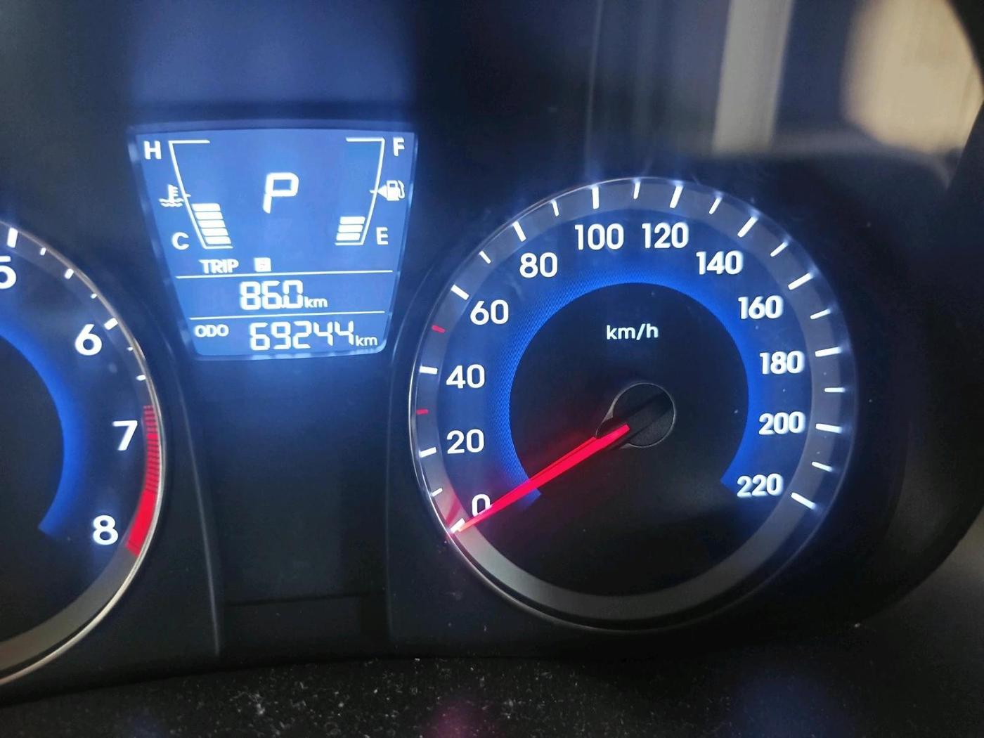2016 Hyundai Verna 1.6 VTVT SX AT, CNG, Automatic, 69,244 km, interior
