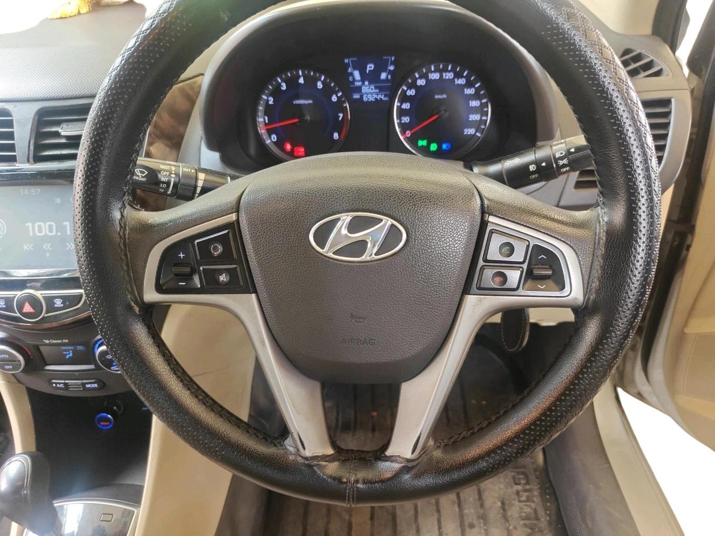 2016 Hyundai Verna 1.6 VTVT SX AT, CNG, Automatic, 69,244 km, interior