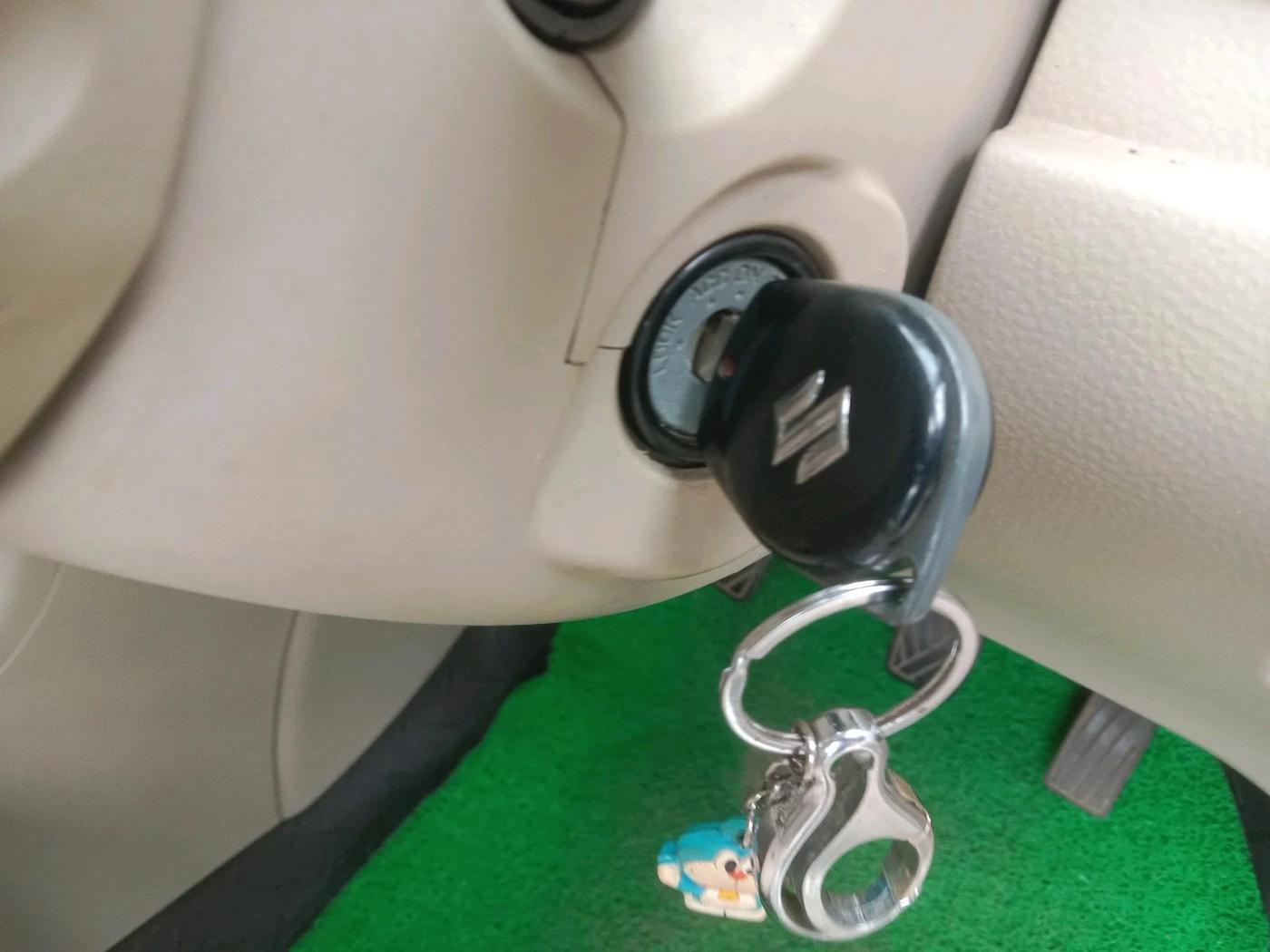 2013 Maruti Ertiga ZXI, Petrol, Manual, 8,412 km, interior