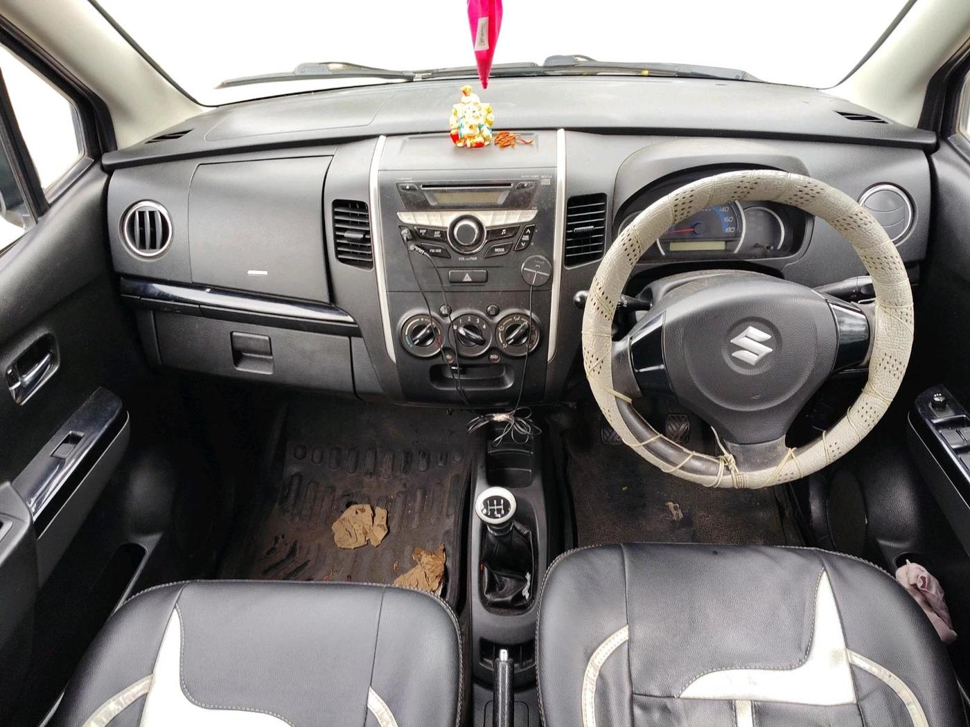 2013 Maruti Wagon R Stingray VXI, Petrol, Manual, 88,017 km, interior