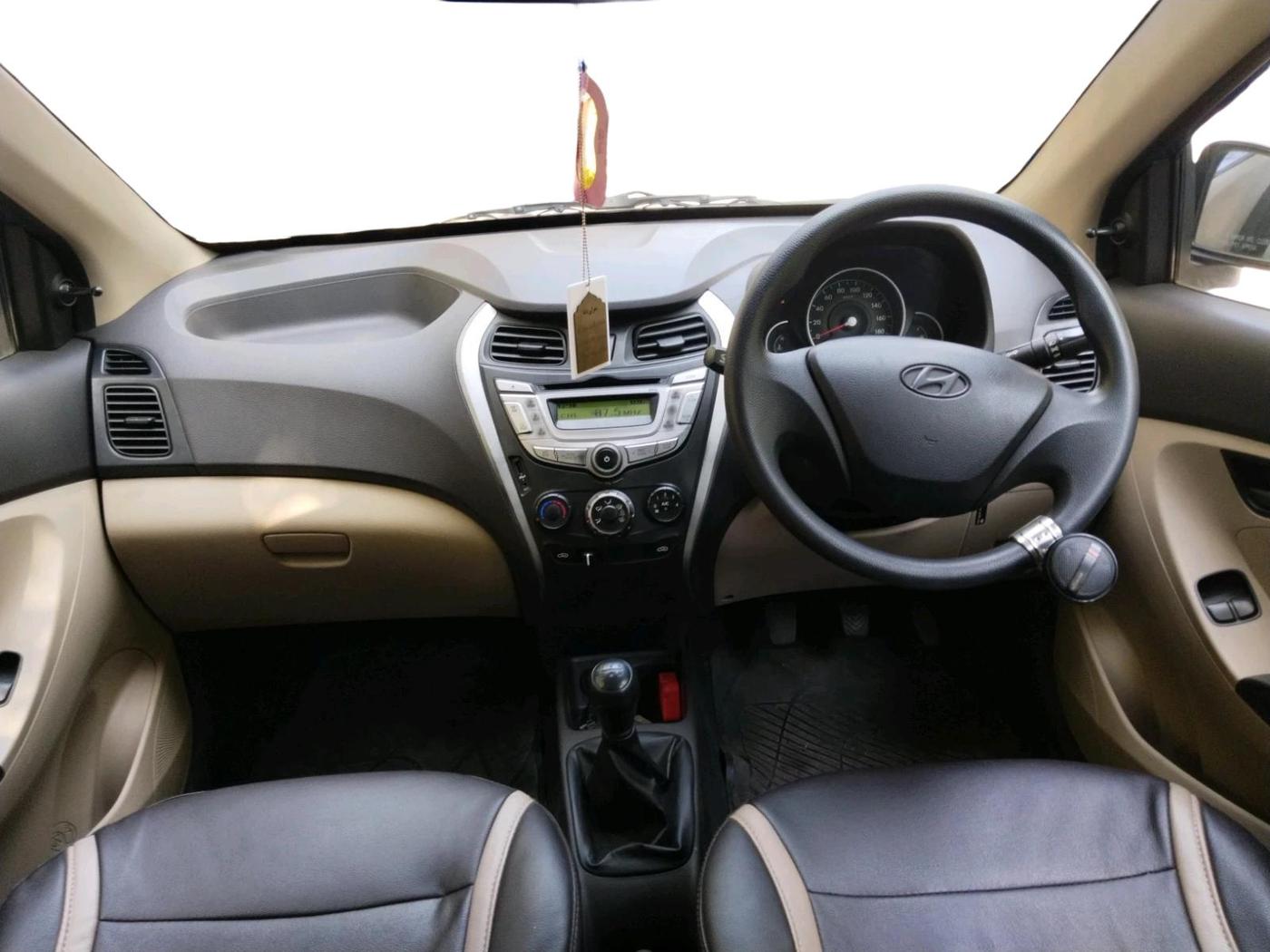 2012 Hyundai Eon MAGNA +, Petrol, Manual, 80,050 km, interior