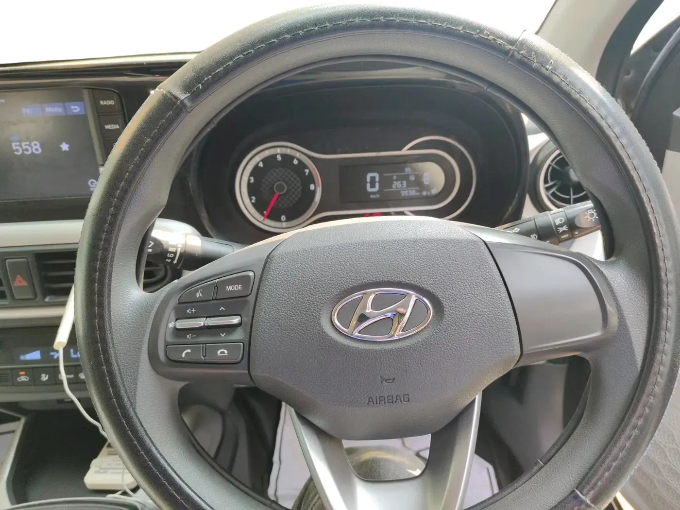 2022 Hyundai GRAND I10 NIOS SPORTZ 1.2 KAPPA VTVT, Petrol, Manual, 26,522 km, interior