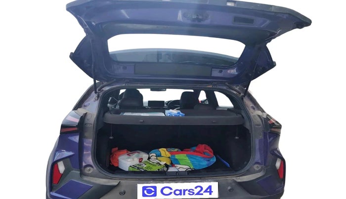 2024 Tata NEXON FEARLESS PURPLE + SUNROOF DCA DUAL TONE 1.2 PETROL, Petrol, Automatic, 20,572 km, exterior