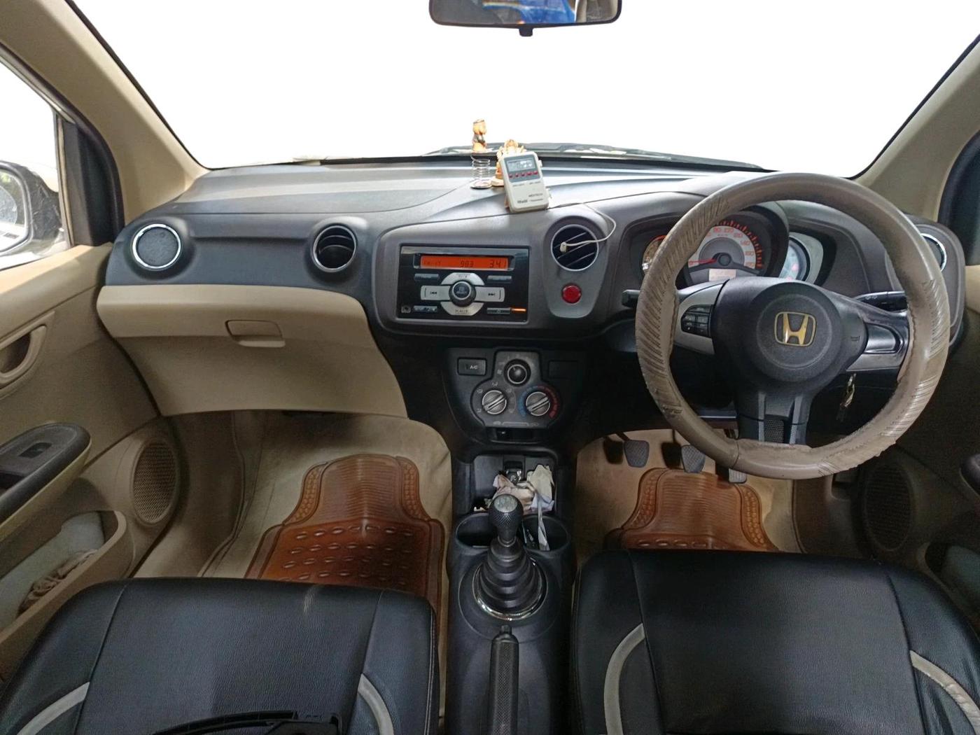 2012 Honda Brio S MT, Petrol, Manual, 40,218 km, interior
