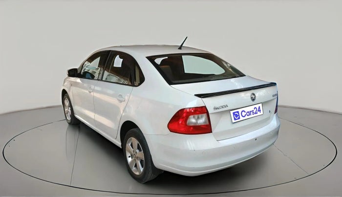 2015 Skoda Rapid Elegance 1.6 MPI AT, Petrol, Automatic, 66,812 km, exterior