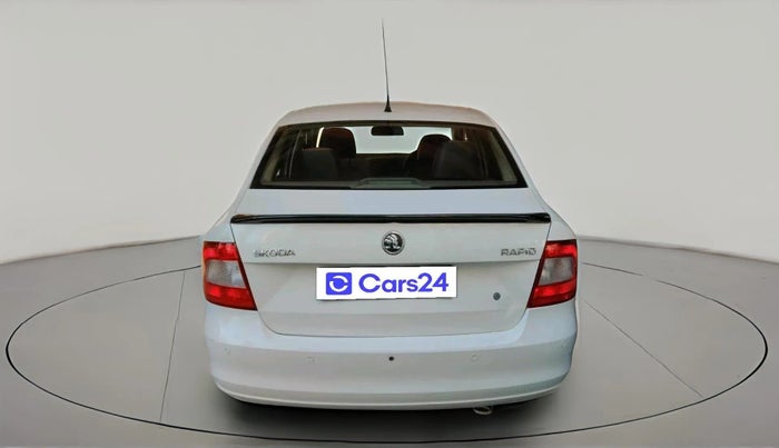 2015 Skoda Rapid Elegance 1.6 MPI AT, Petrol, Automatic, 66,812 km, exterior