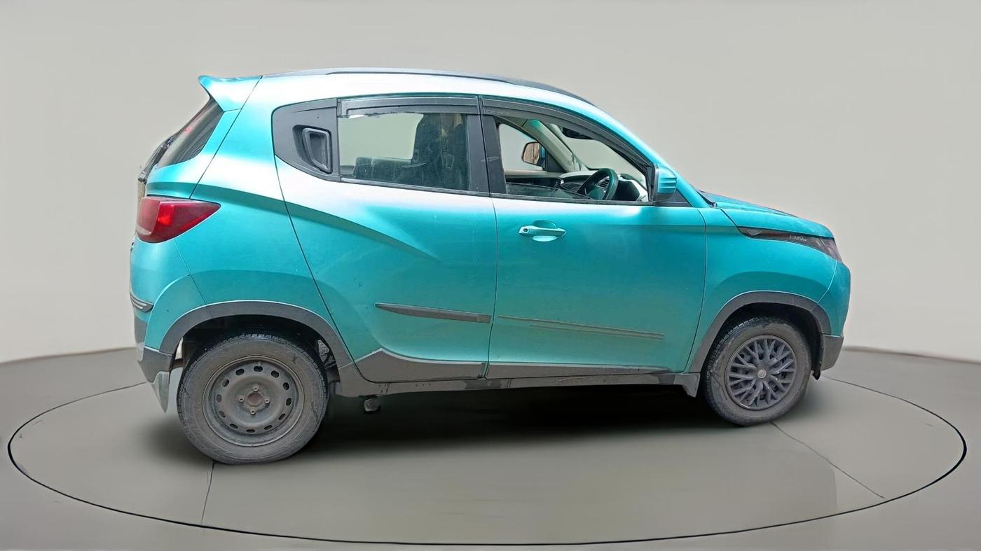2016 Mahindra Kuv100 K6 6 STR, Petrol, Manual, 1,06,018 km, exterior