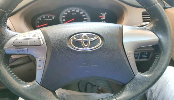 2015 Toyota Innova 2.5 VX 7 STR, Diesel, Manual, 1,58,153 km, interior