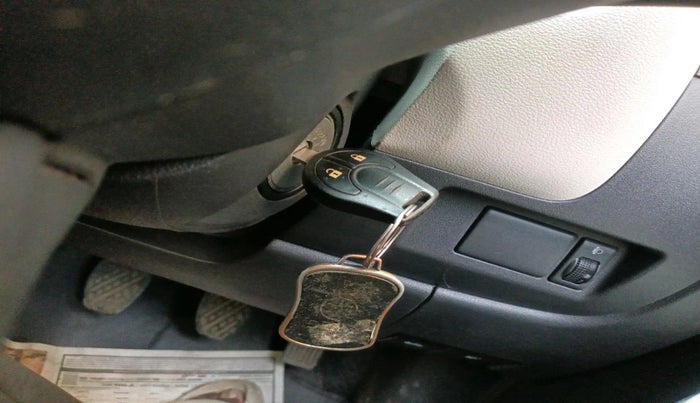 2015 Nissan Micra Active XV, Petrol, Manual, 78,999 km, interior