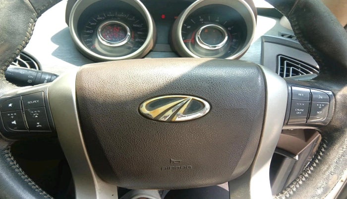 2011 Mahindra XUV500 W8, Diesel, Manual, 2,07,917 km, interior